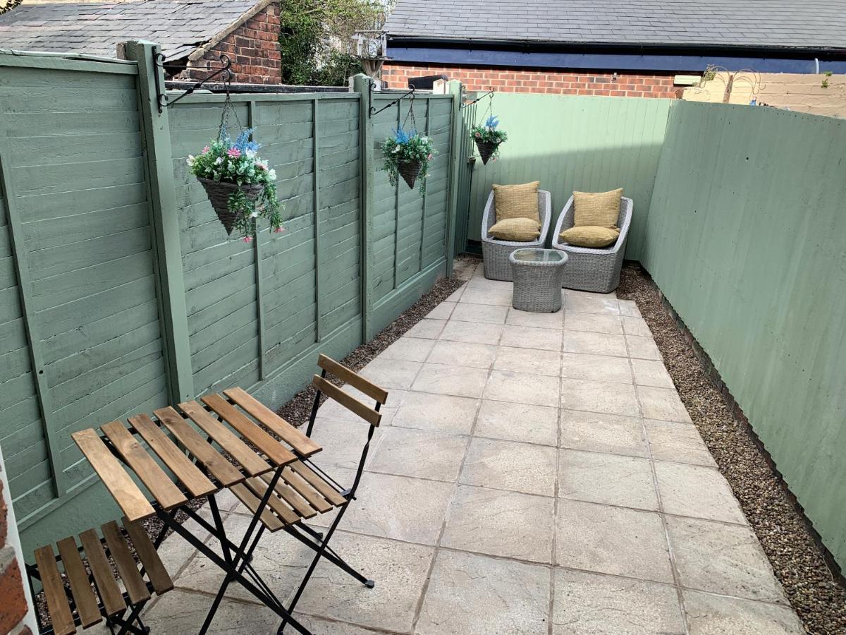 Contemporary & Chic Inner Terrace 5 Mins From Barnsley Town Centre Ngoại thất bức ảnh