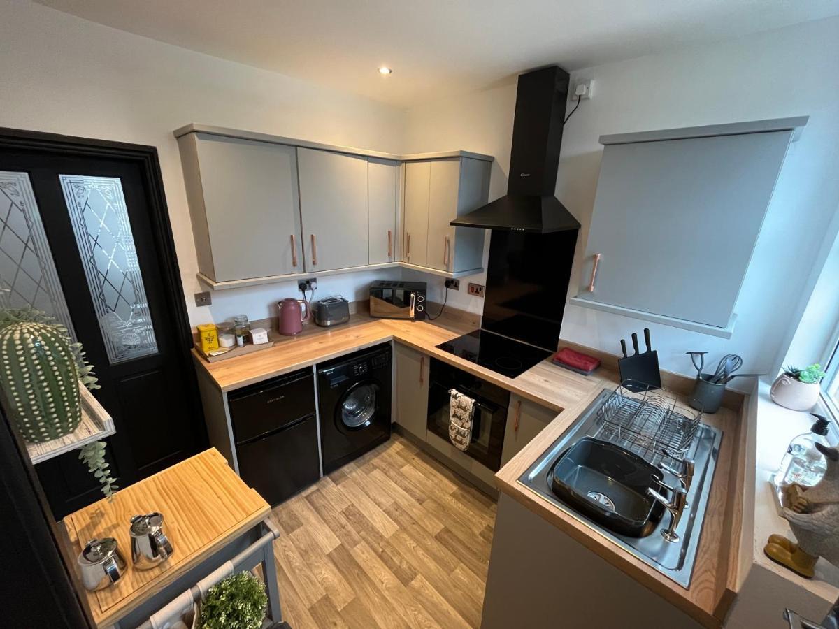 Contemporary & Chic Inner Terrace 5 Mins From Barnsley Town Centre Ngoại thất bức ảnh